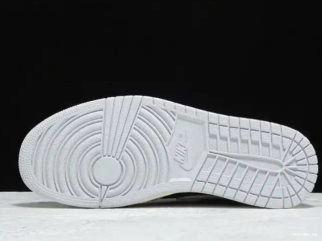 Cheap TB Neutral High Jordan Air 555088-018 Grey OG 1 Retro 0611